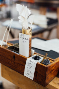 ausgestellte Feder für Handschrift