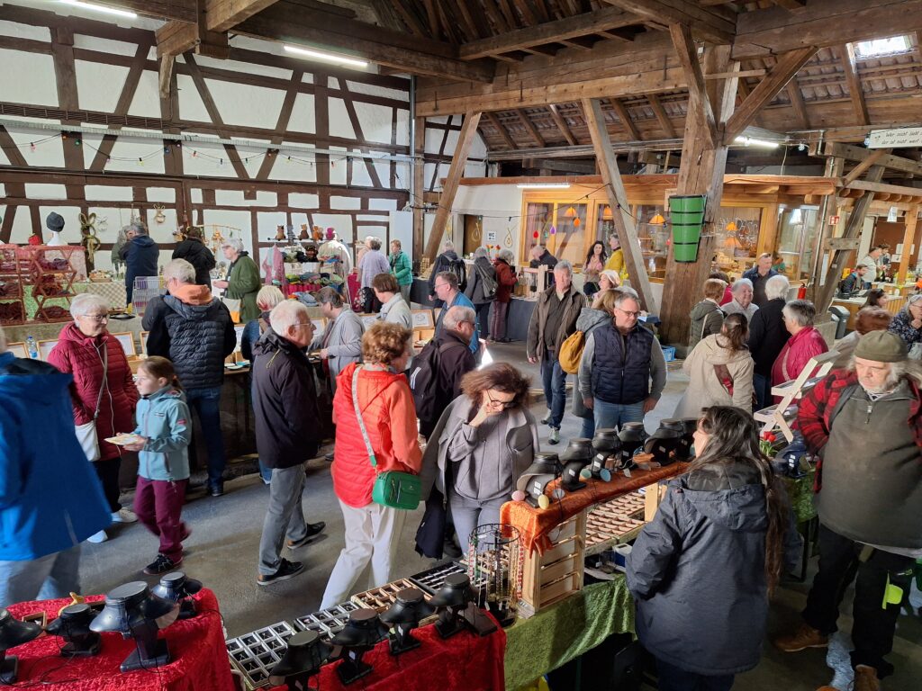 Besucher in der Kelter